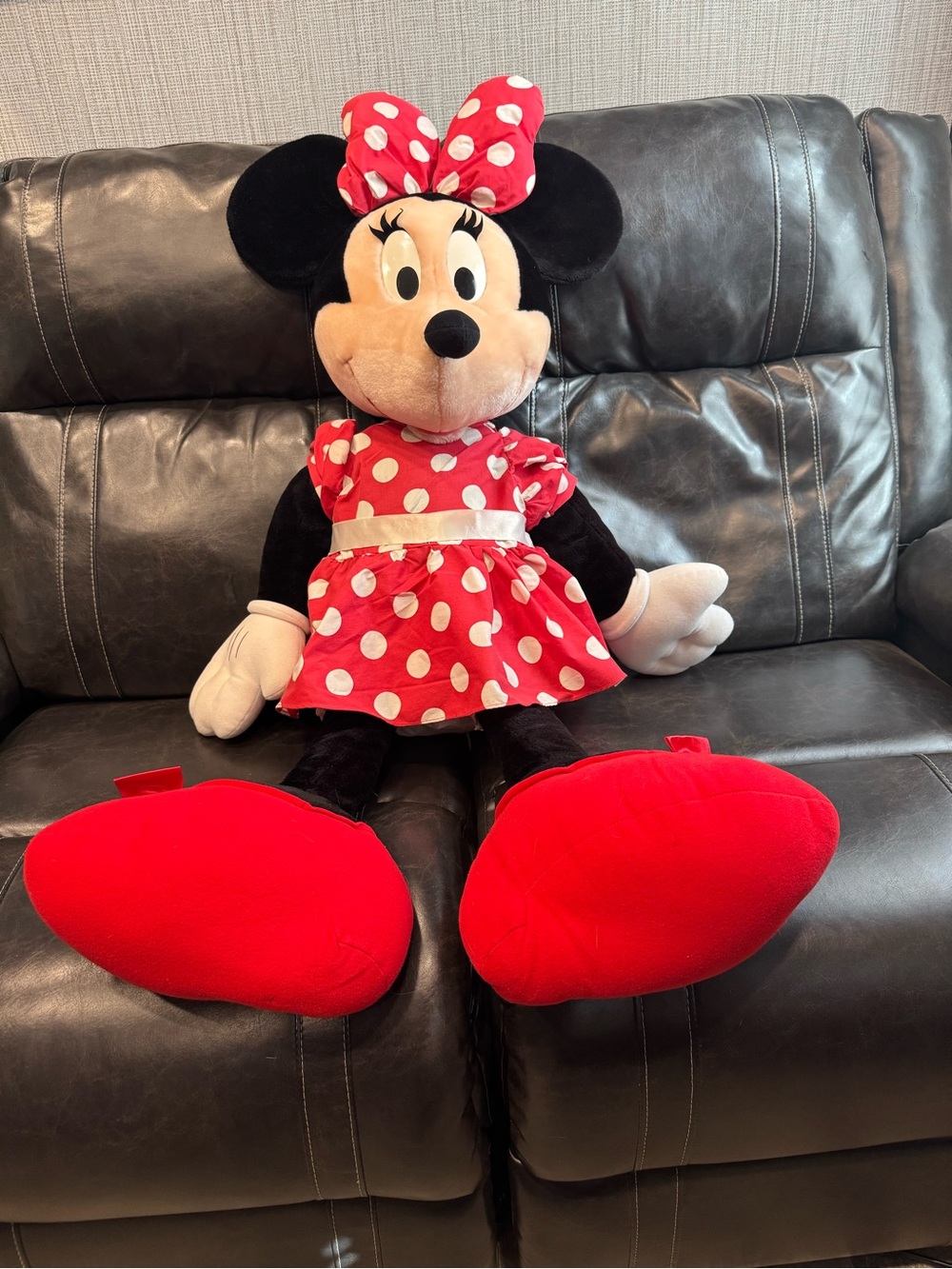 Vintage Jumbo Disney Plush Toy featuring Minnie Mouse